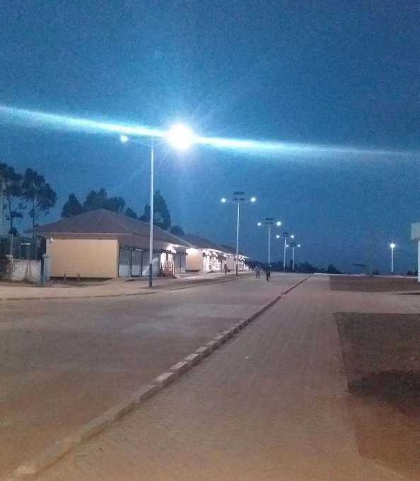 临清市非洲科特迪瓦太阳能路灯工程